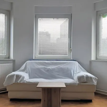 Roomserv Privatunterkunft