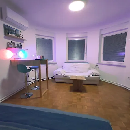 Apartma Soncek リュブリャナ